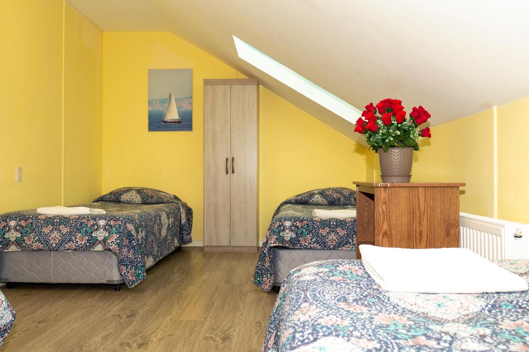 Hostal Del Tuto Punta Arenas Ngoại thất bức ảnh